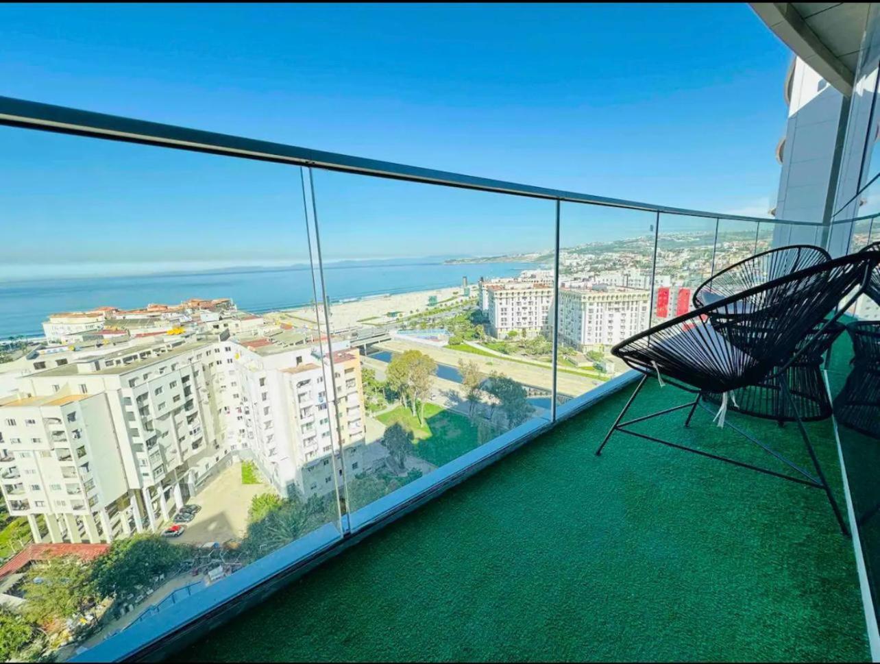 Seafront 2 Bedrooms Flat タンジェ エクステリア 写真